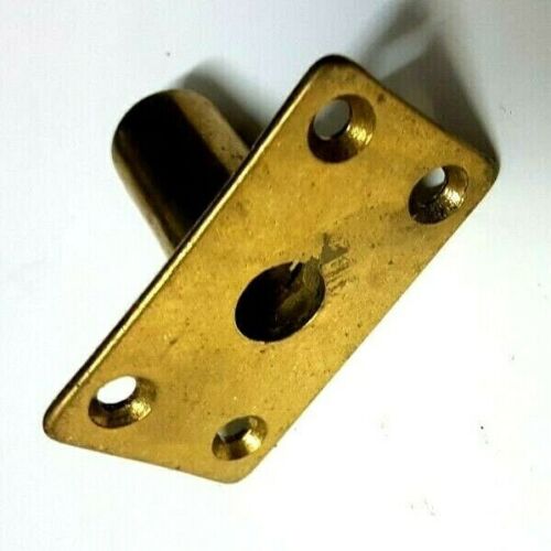 Scalmi ottone e basette